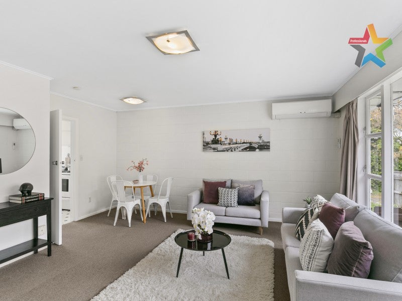 9 Ranelagh Terrace, Karori, Wellington - Carousel 2