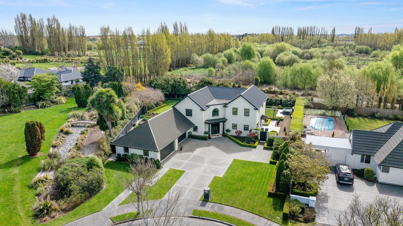 51 Lewisham Park, St Albans, Christchurch - Carousel 2