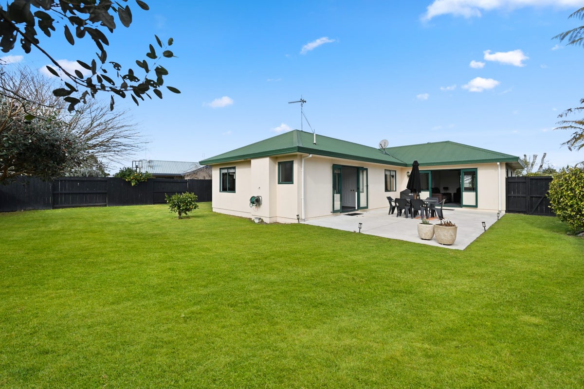 27 Sarindah Place, Fairview Downs, Hamilton - Carousel 2