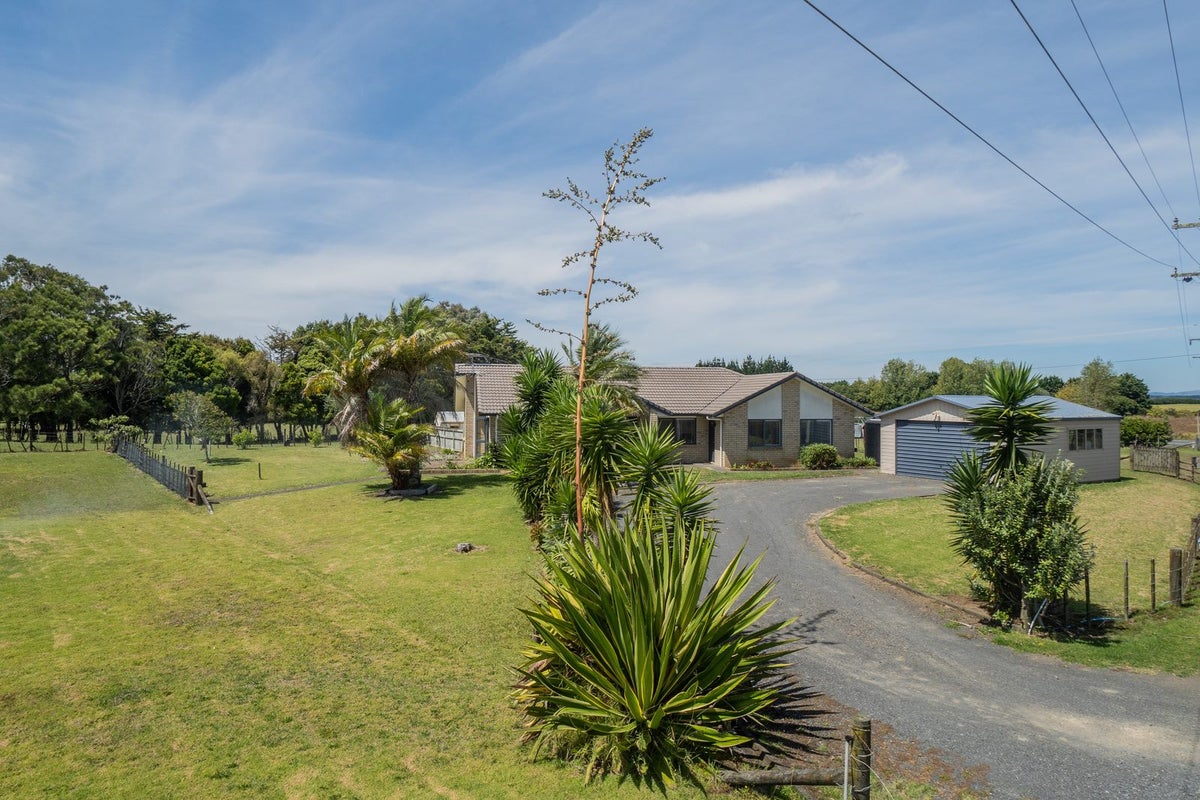 187B Clarks Beach Road, Pukekohe - Carousel 2