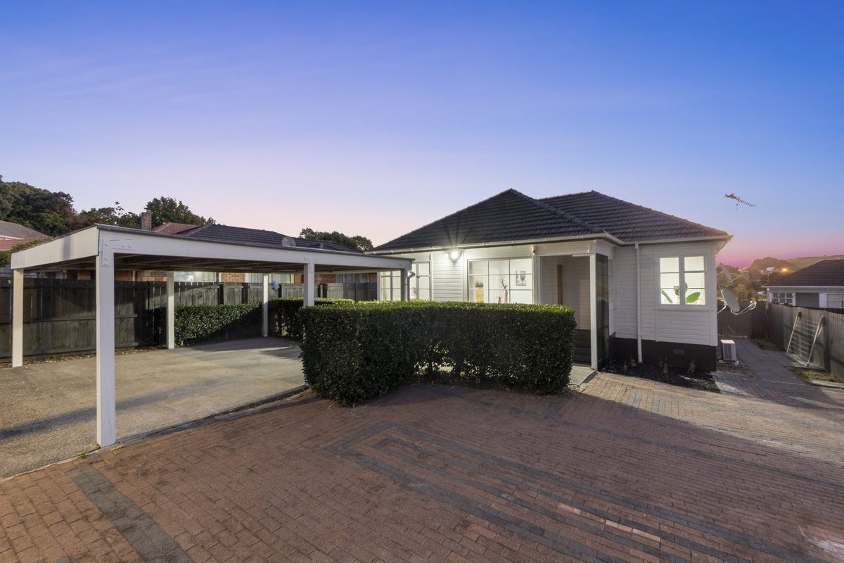 1A Baxter Street, Mount Roskill, Auckland - Carousel 18