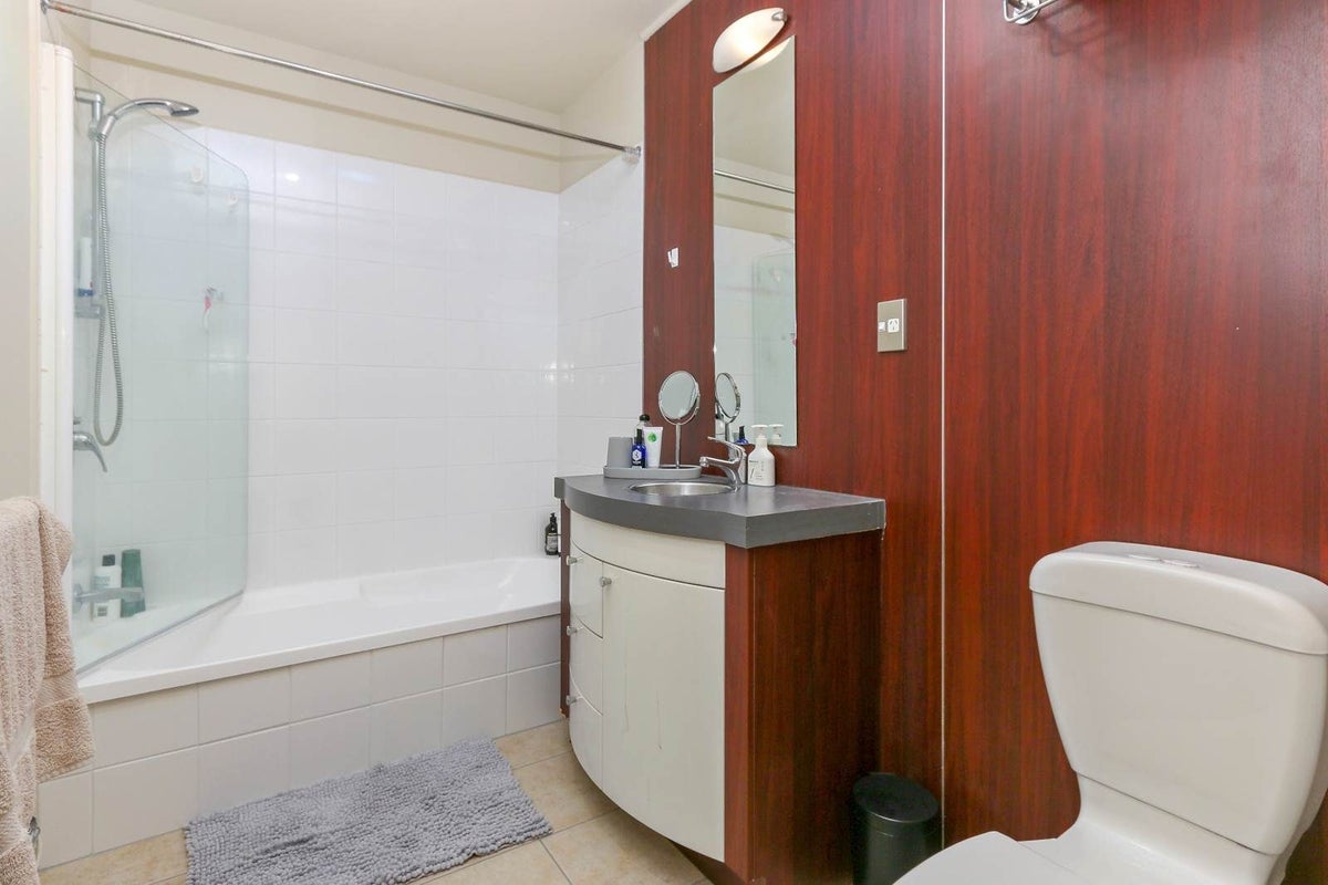 57/3 Burton Street, Grafton, Auckland - Carousel 9