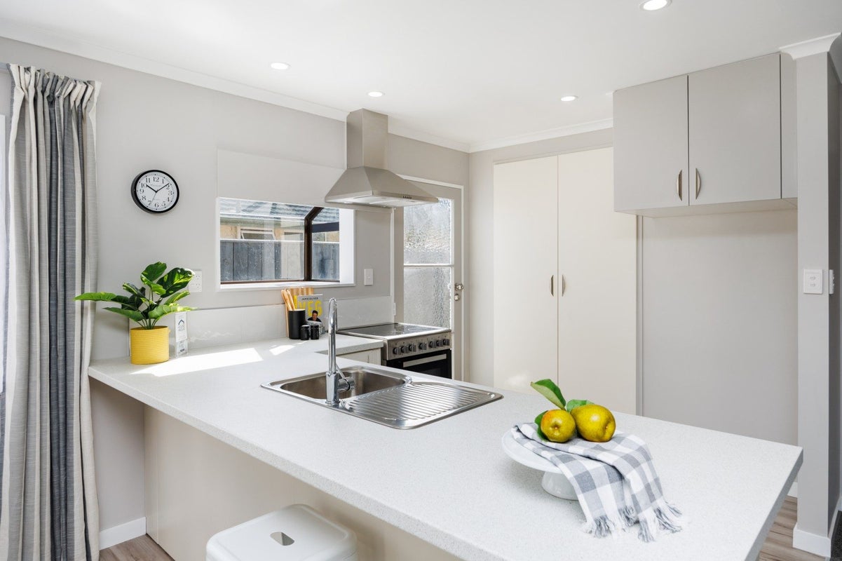24A Dorset Crescent, Hokowhitu, Palmerston North - Carousel 2