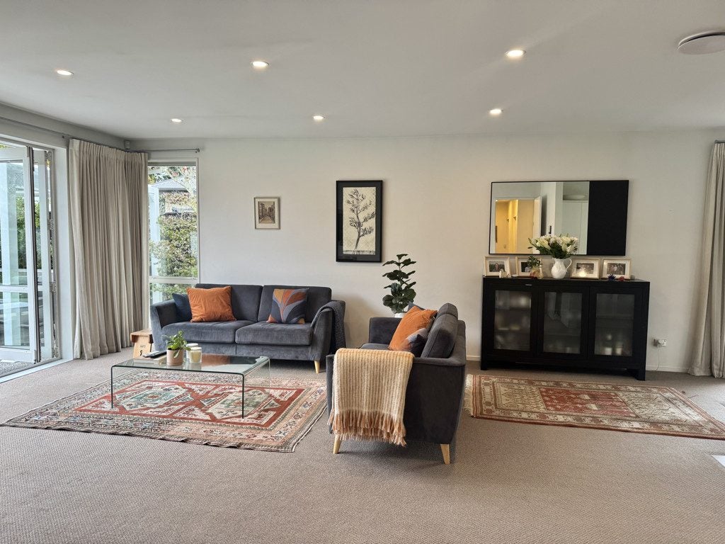 36 Applefield Court, Northwood, Christchurch - Carousel 2