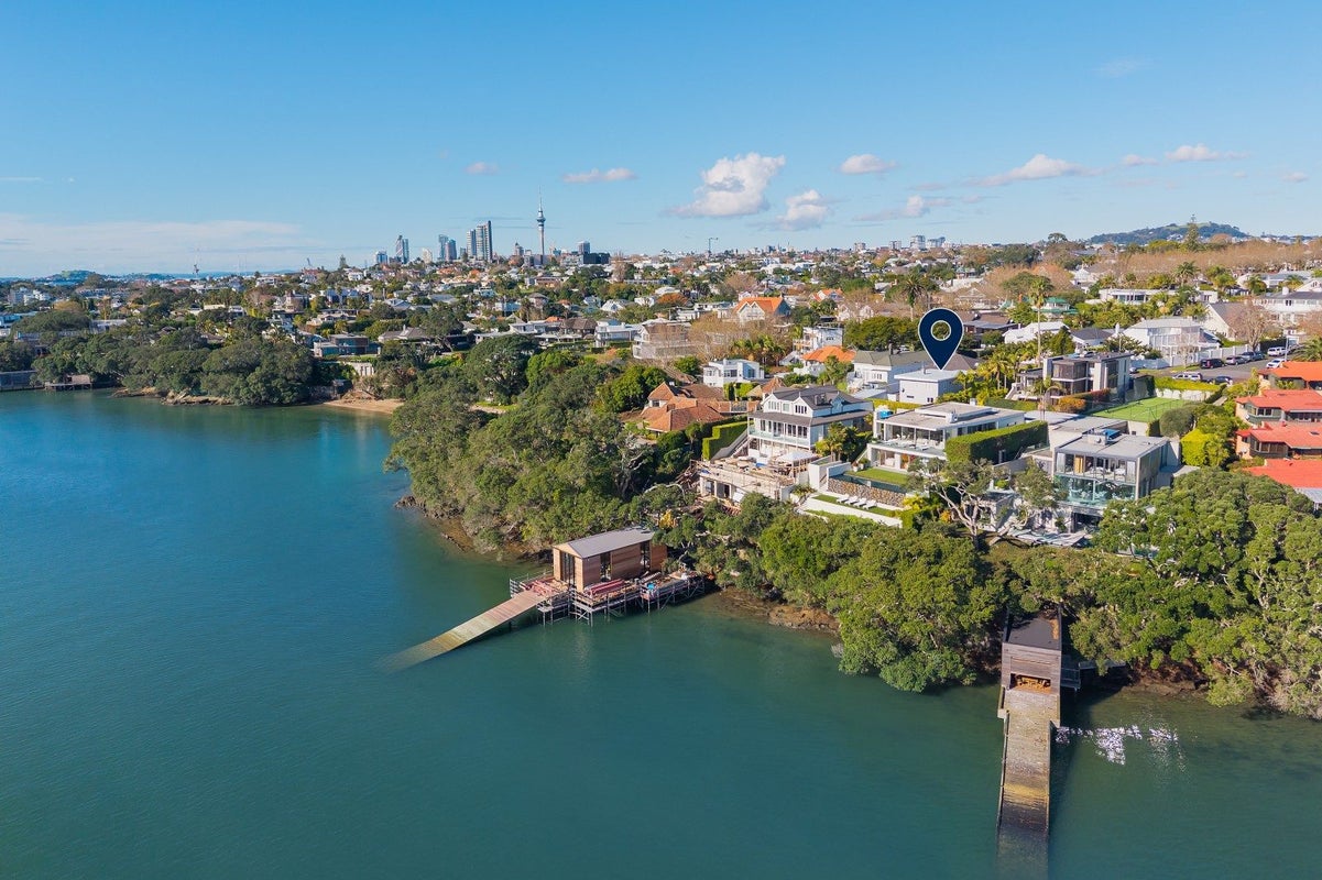 1/11 Marine Parade, Herne Bay, Auckland - Carousel 1