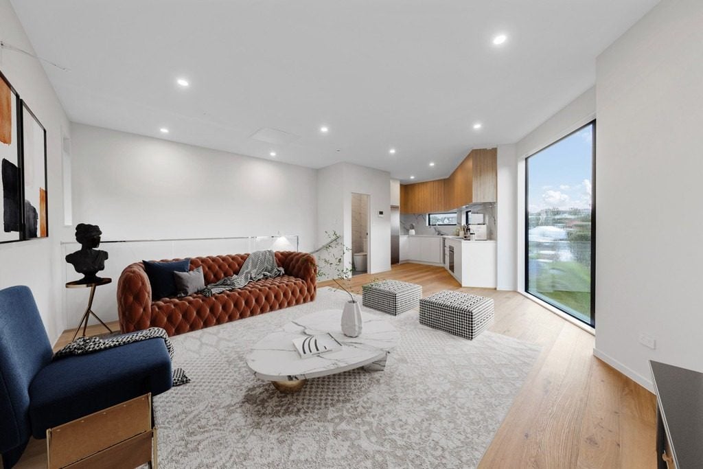 10/32 Karori Crescent, Orakei, Auckland - Carousel 1