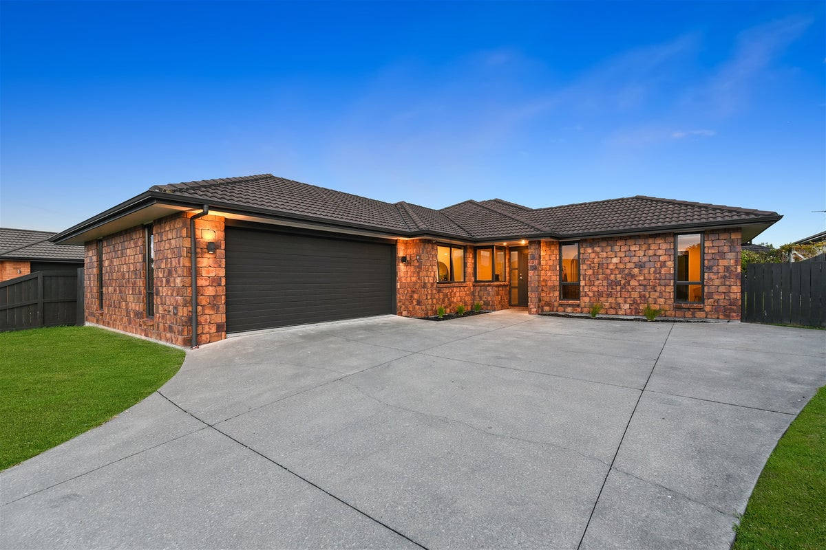4 Viking Lane, Flagstaff, Hamilton - Carousel 1