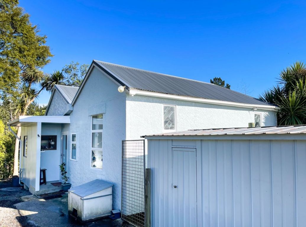 27 Lake View Street, Waihola - Carousel 1