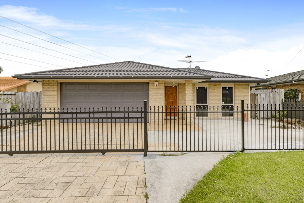 31 Eastland Road, Flat Bush, Auckland - Carousel 2