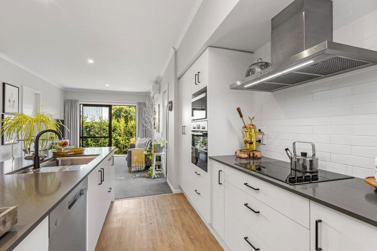1/14 Abbotsford Street, Whitiora, Hamilton - Carousel 2