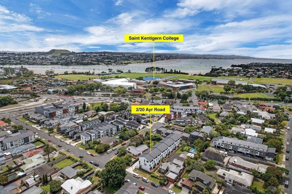 20 Ayr Road, Pakuranga, Auckland - Carousel 25