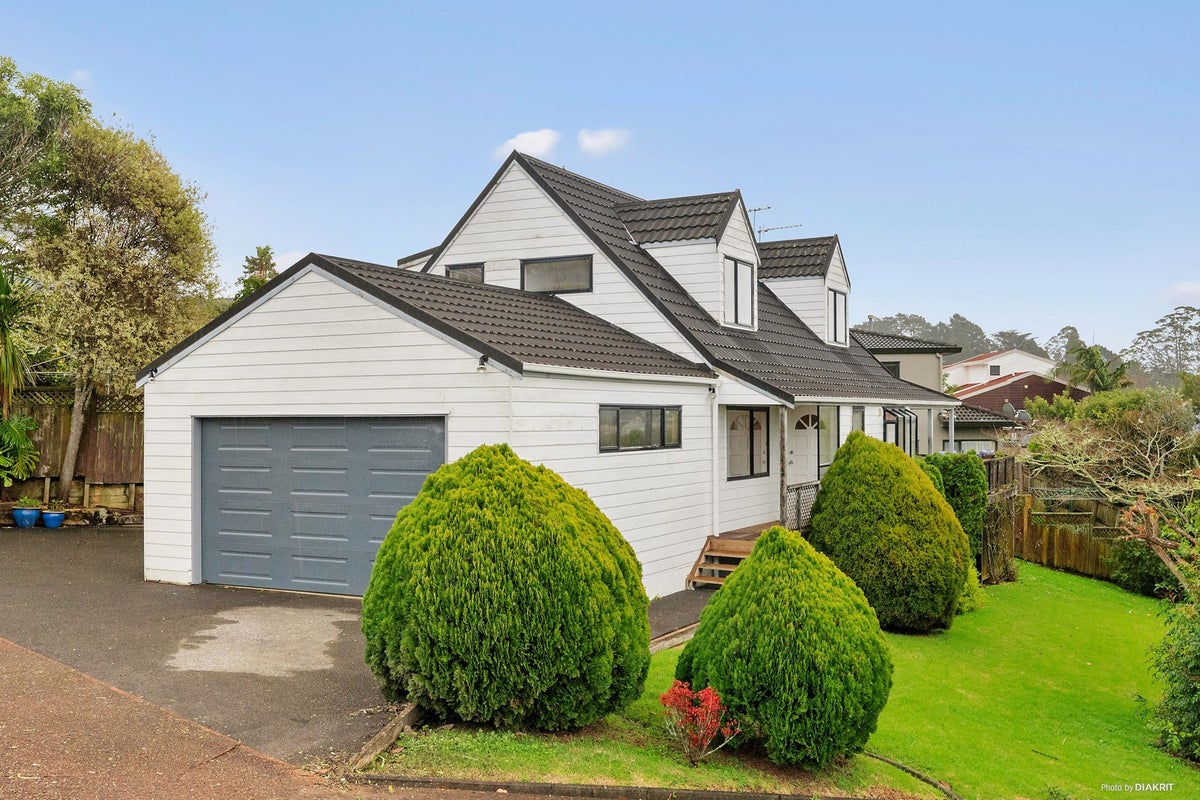 16 Bronzewing Terrace, Unsworth Heights, Auckland - Carousel 1
