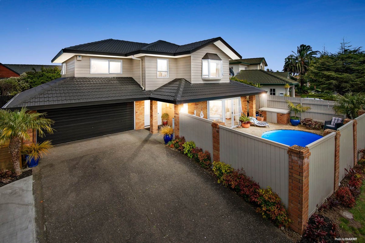 113B Wiseley Road, West Harbour, Auckland - Carousel 1