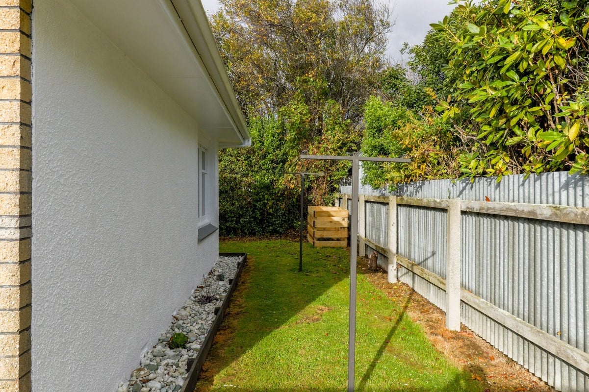 19A Gordon Street, Strathern, Invercargill - Carousel 7
