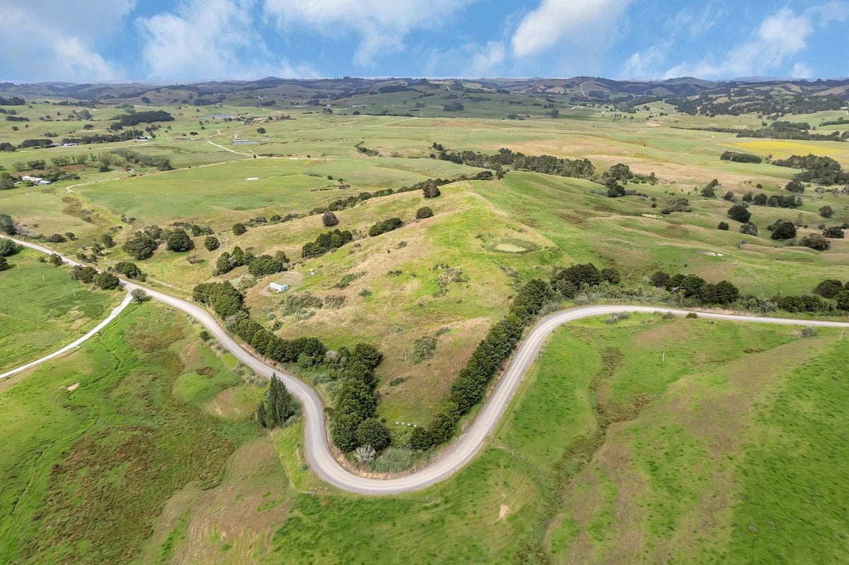 1754 Ararua Road, Matakohe - Carousel 2
