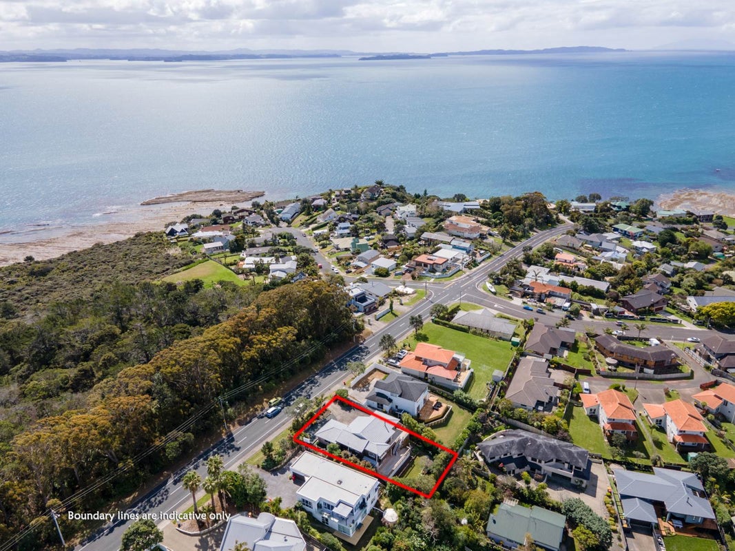 1209 Whangaparaoa Road, Gulf Harbour, Whangaparaoa - Carousel 1