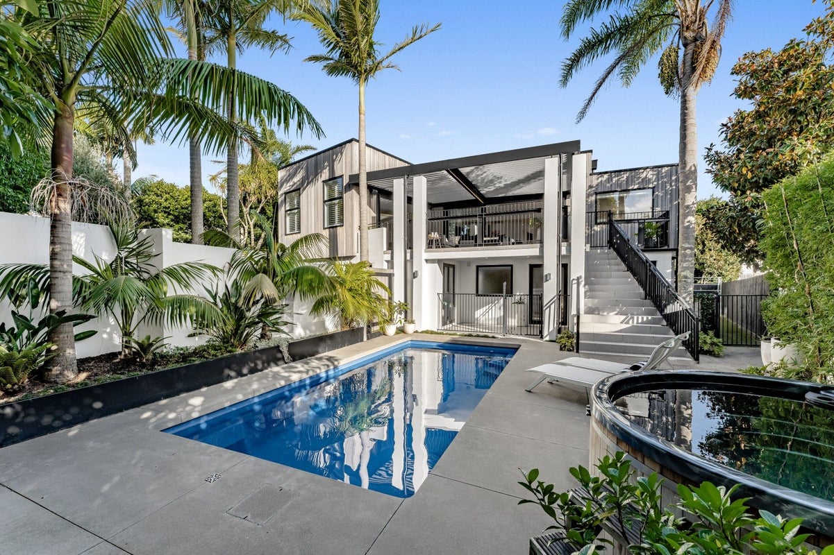142 Upland Road, Remuera, Auckland - Carousel 1