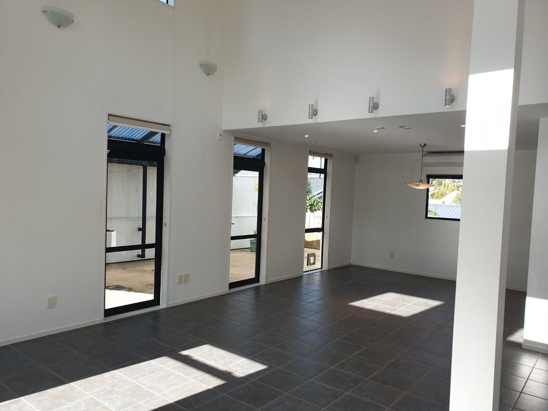 90A Allum Street, Kohimarama, Auckland - Carousel 2
