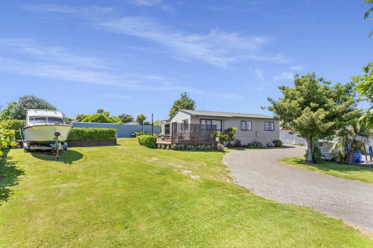 48 Spencer Avenue, Maketu, Te Puke - Carousel 1