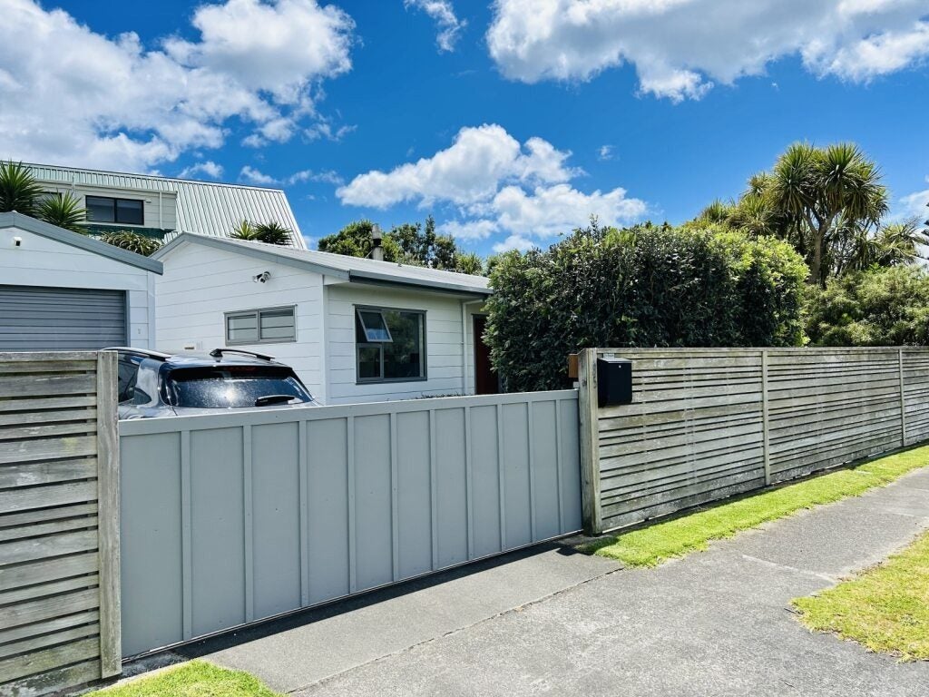 185 Tutere Street, Waikanae Beach, Waikanae - Carousel 24