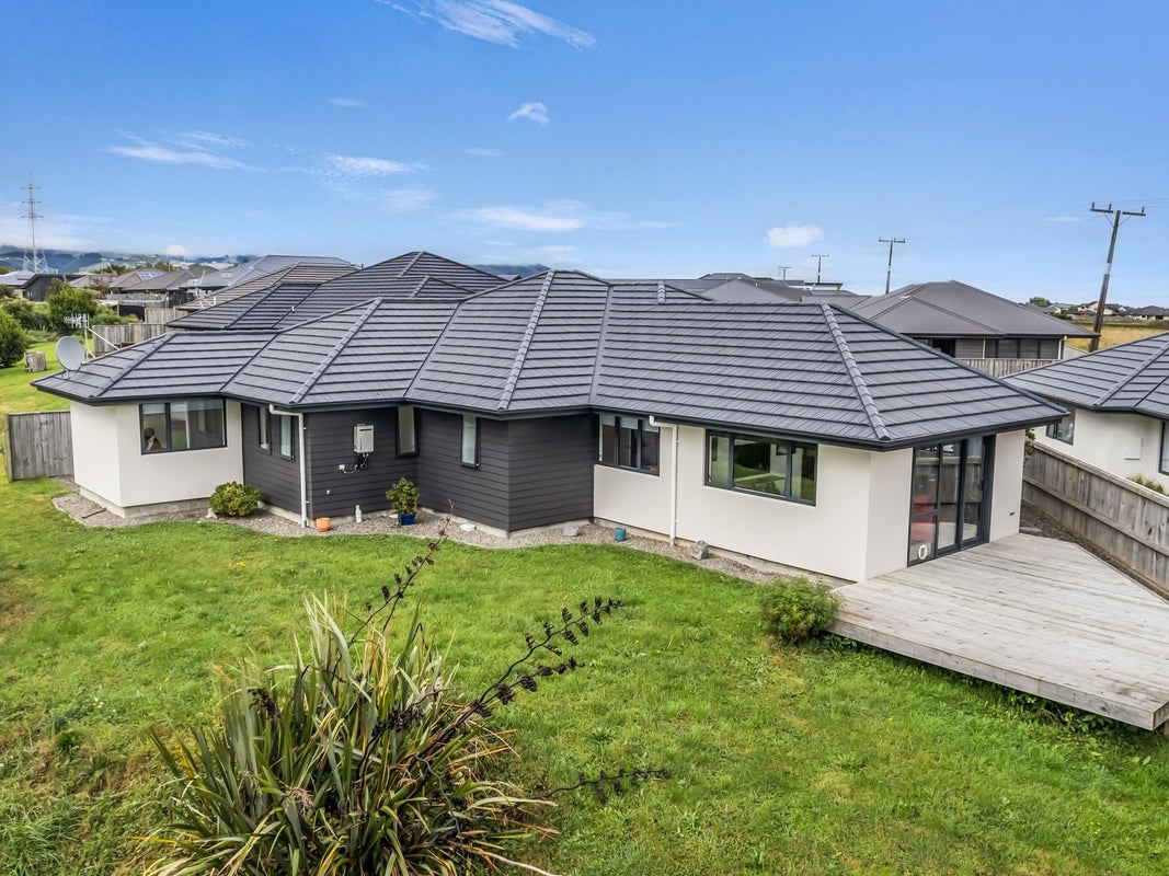 42 Silicon Way, Fitzherbert, Palmerston North - Carousel 1