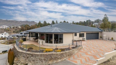 22 Bodkin Road, Bridge Hill, Alexandra - Carousel 1