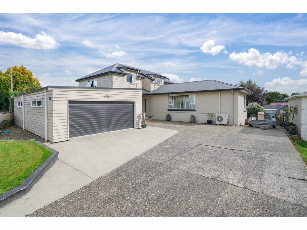 66 Prospect Terrace, Newfield, Invercargill - Carousel 1