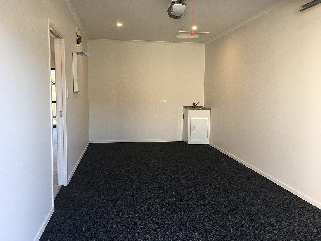 1/12 Steele Road, Forest Lake, Hamilton - Carousel 21