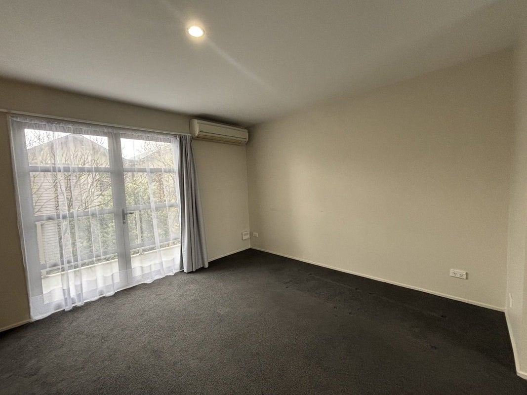 3/440 Barbadoes Street, Edgeware, Christchurch - Carousel 2