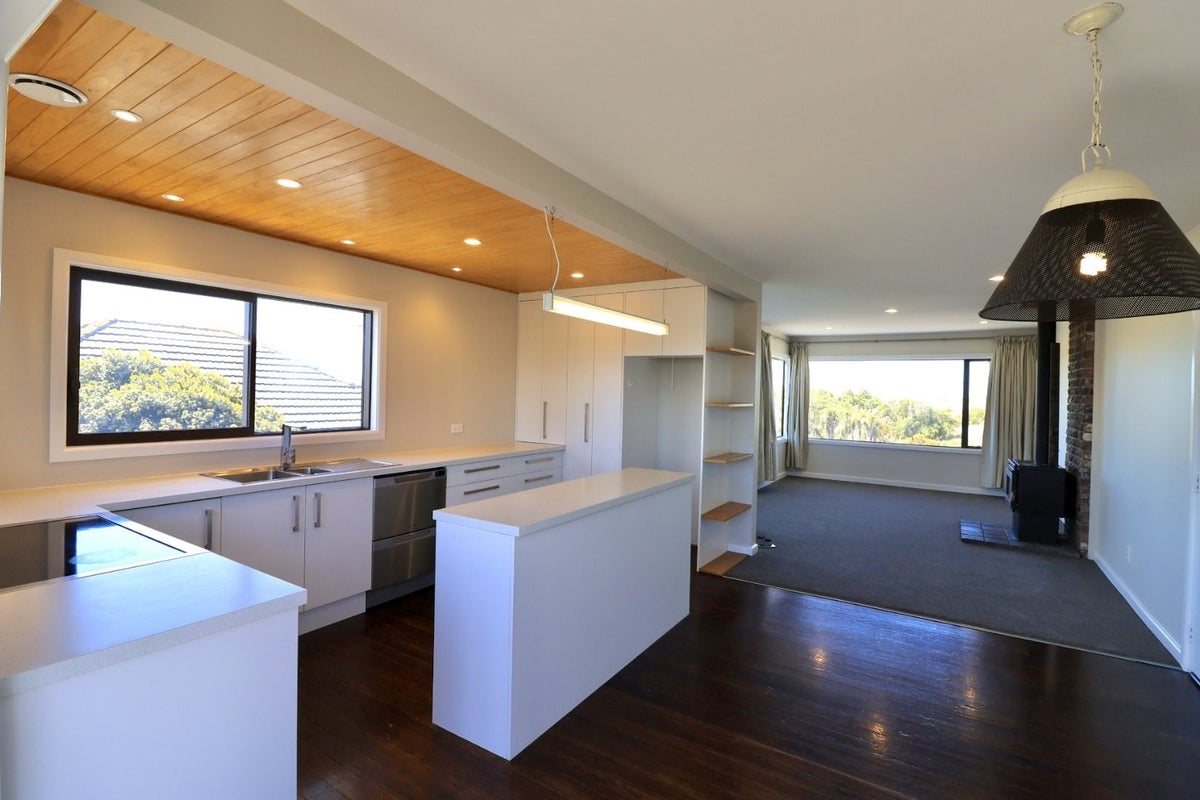 443 Marine Parade, South New Brighton, Christchurch - Carousel 2