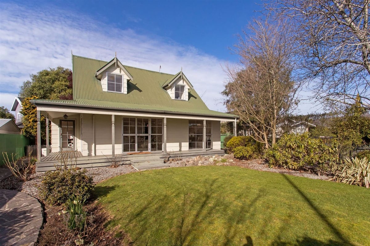 84 Roydvale Avenue, Burnside, Christchurch - Carousel 1