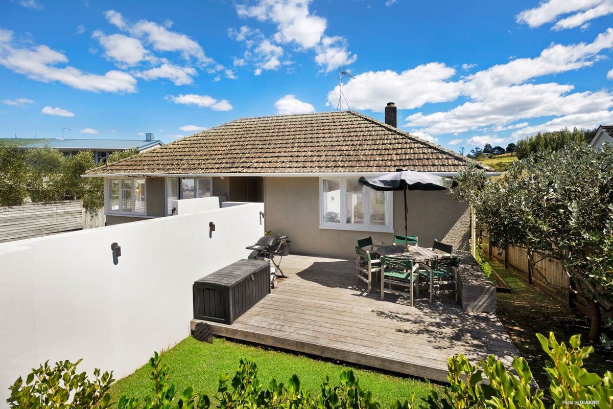 35A Apirana Avenue, Glen Innes, Auckland - Carousel 2