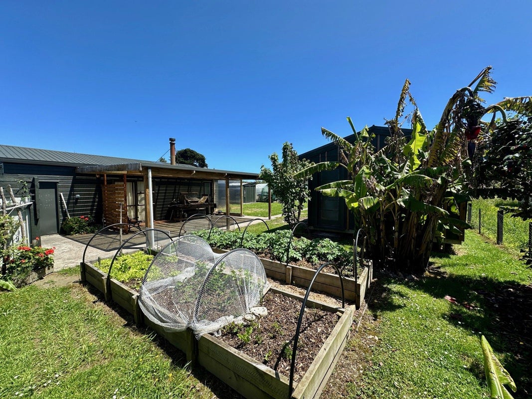 7 Hunter Street, Karamea, Karamea - Carousel 45