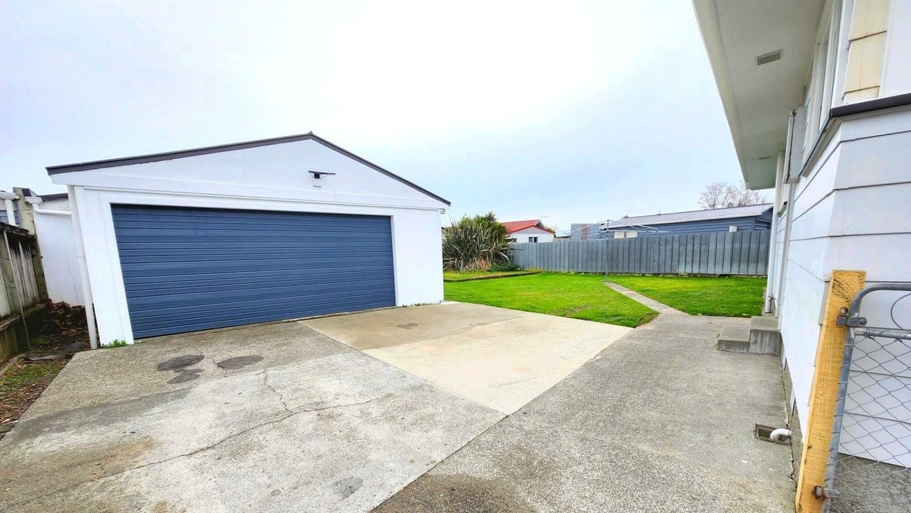25 Gemini Avenue, Milson, Palmerston North - Carousel 2