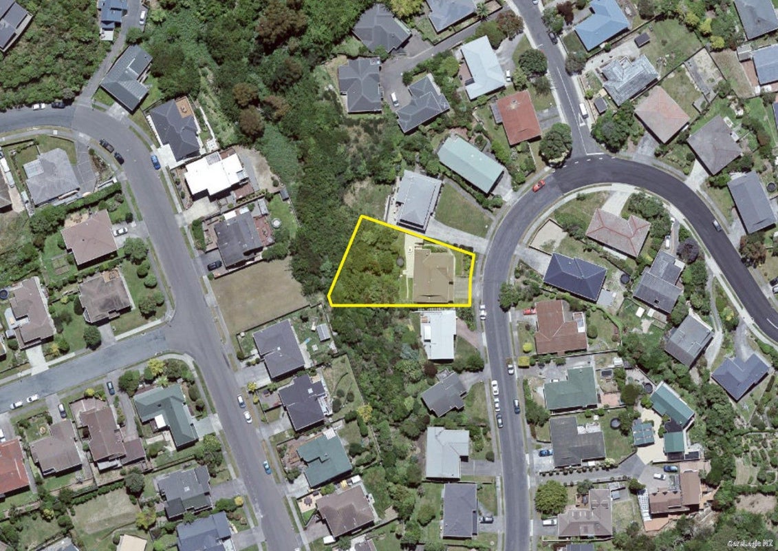16 Saint Aidans Way, Tawa, Wellington - Carousel 25