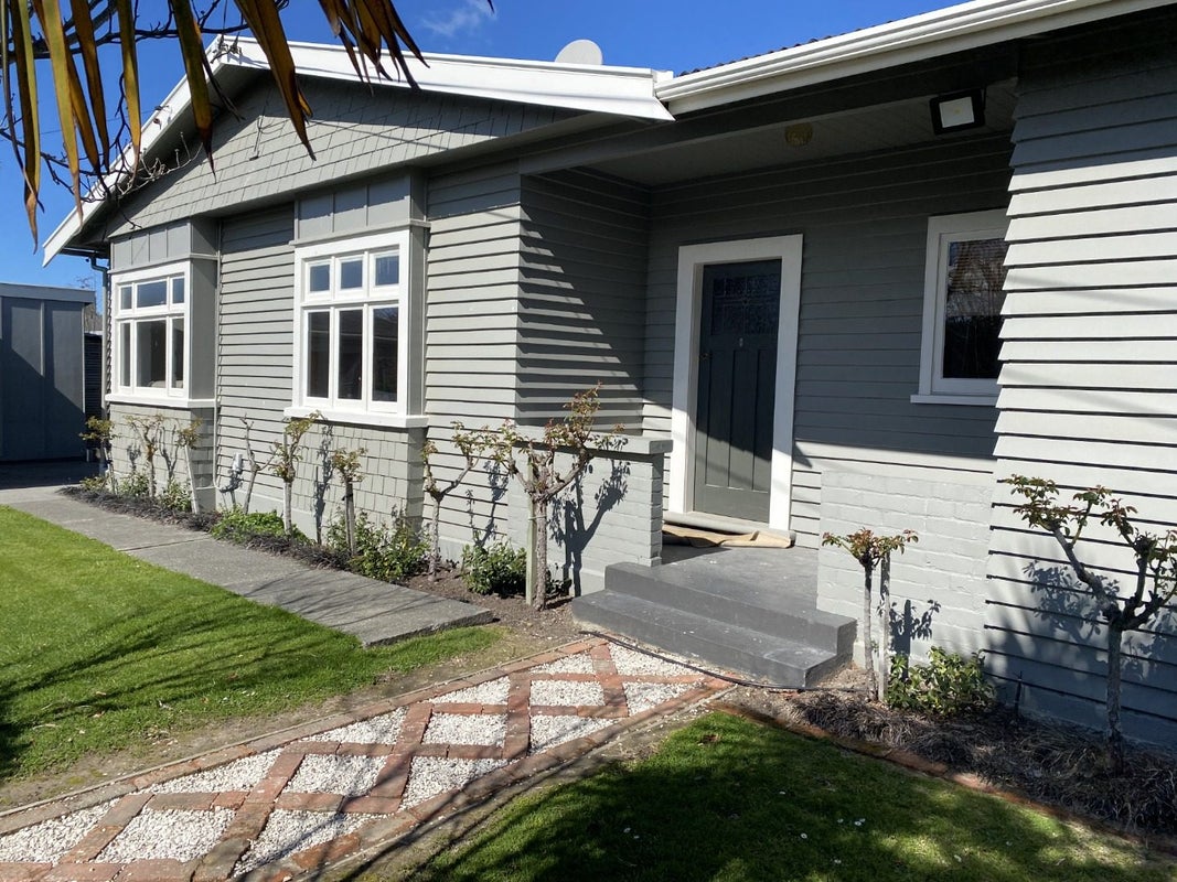 6 Aston Street, Springlands, Blenheim - Carousel 1