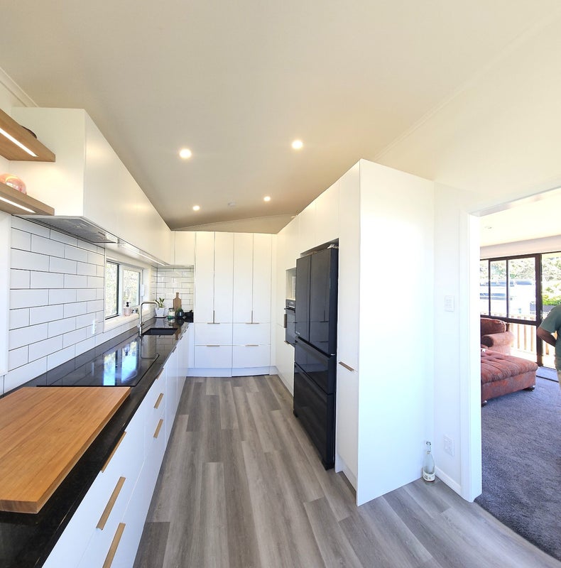 25 Kingston Heights Road, Kingston, Wellington - Carousel 32