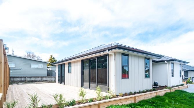 206 Russell Street, Whataupoko, Gisborne - Carousel 1