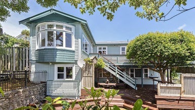 23 Athens Street, Miramar, Wellington - Carousel 1