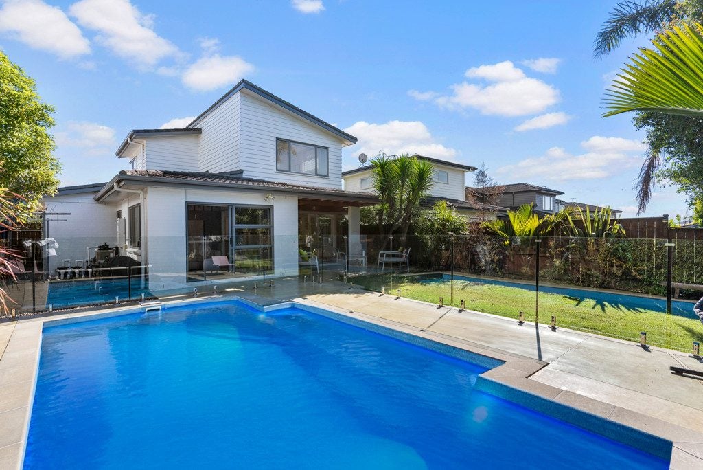 23 Brookview Drive, Flat Bush, Auckland - Carousel 2