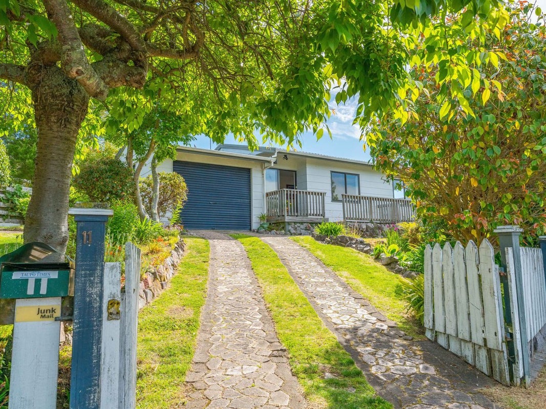 11 Green Place, Richmond Heights, Taupo - Carousel 17