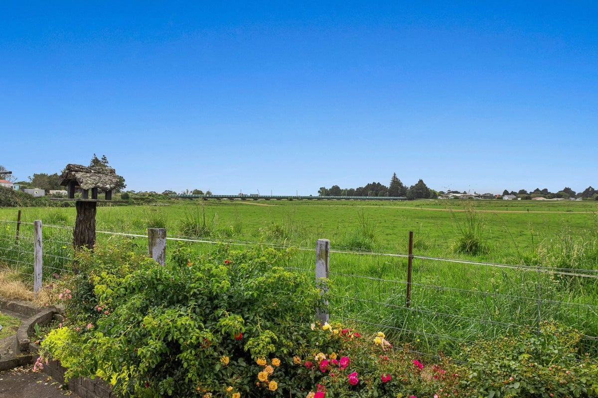 19A Woodlands Road, Opotiki, Opotiki - Carousel 23