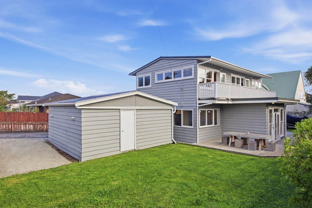 69A Blockhouse Bay Road, Avondale, Auckland - Carousel 1