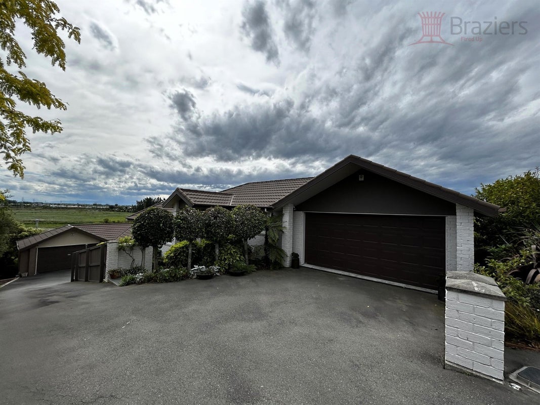 20 Ennerdale Row, Westmorland, Christchurch - Carousel 1