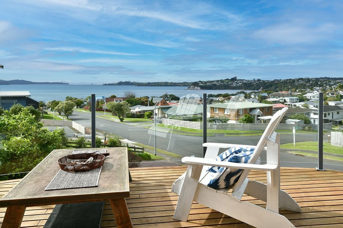 18 TAMATEA DR, Snells Beach, Snells Beach - Carousel 1