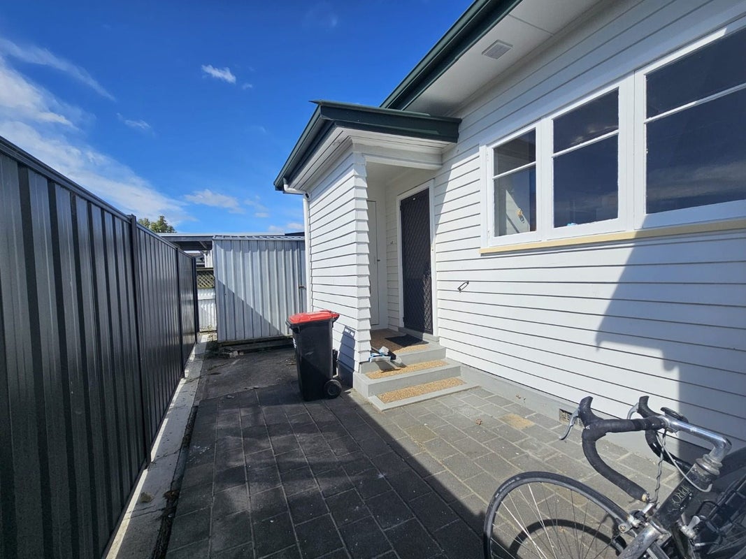 253 Taradale Road, Pirimai, Napier - Carousel 13