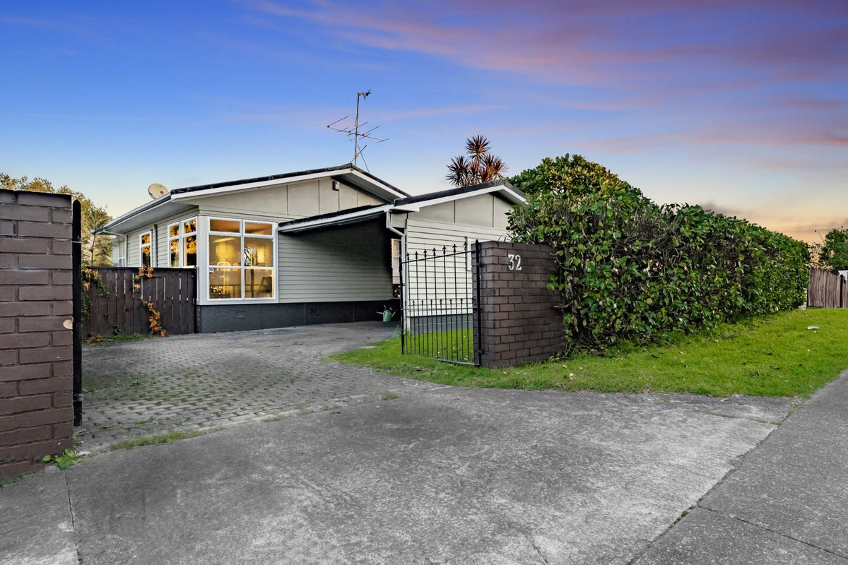 32 Cotswold Lane, Mount Wellington, Auckland - Carousel 1
