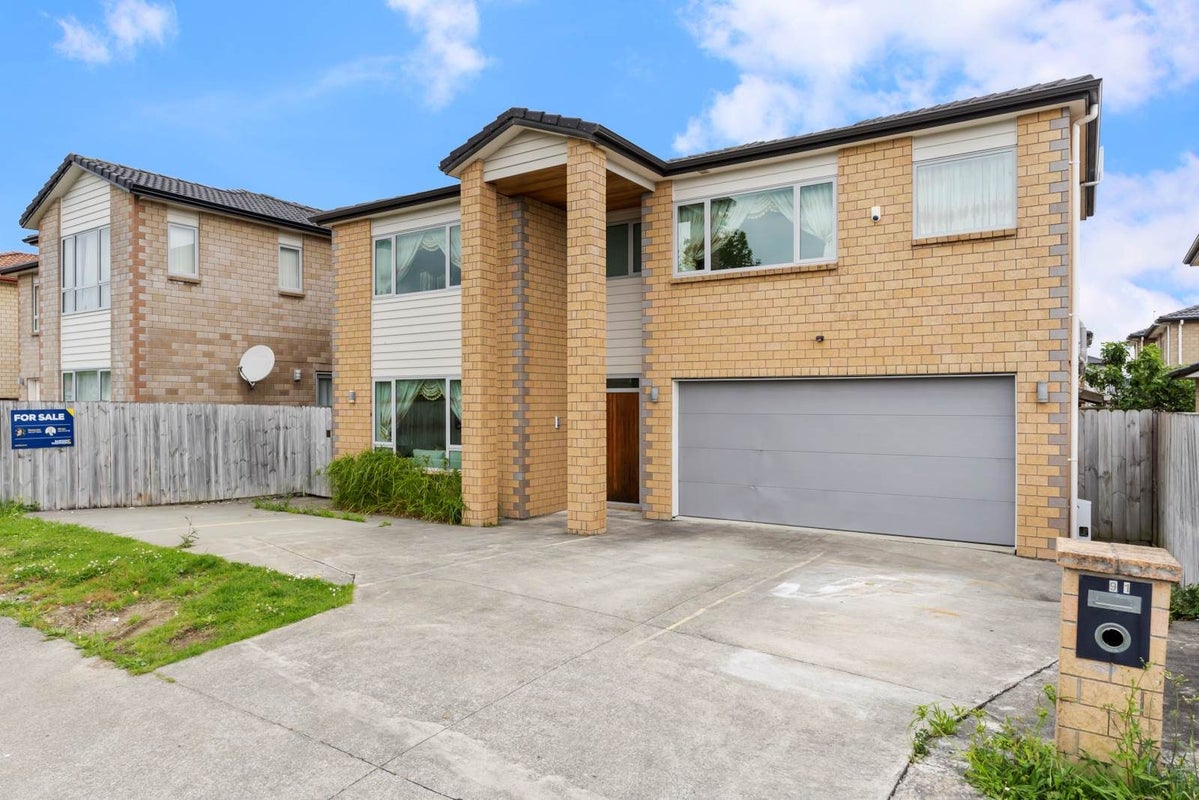 91 Stancombe Road, Flat Bush, Auckland - Carousel 1