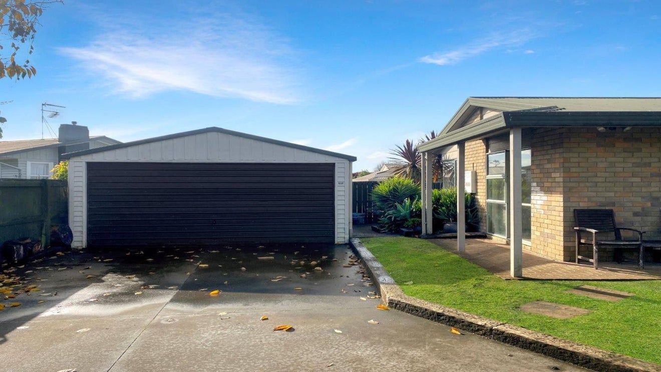 22A Tomin Road, Glenview, Hamilton - Carousel 2