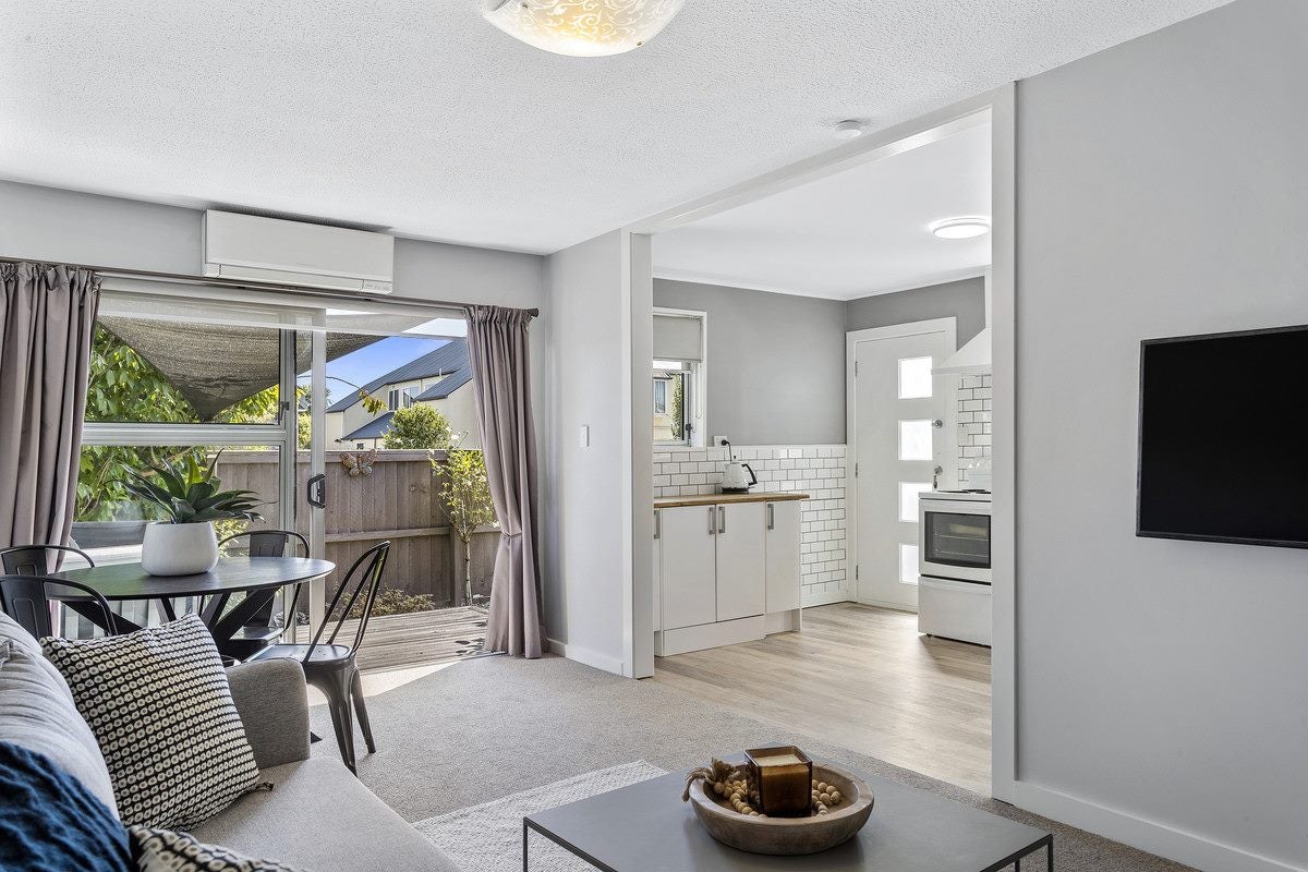 2/80 Osborne Street, Waltham, Christchurch - Carousel 1